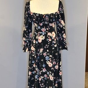 Shein Vacay Floral Print Square neck Flounce sleeve with slit Black NWOT